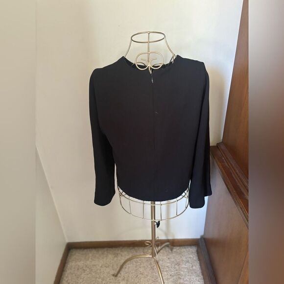 J.Crew 365 black long sleeve back zip long sleeve top with slit detail size 2 - Picture 10 of 10